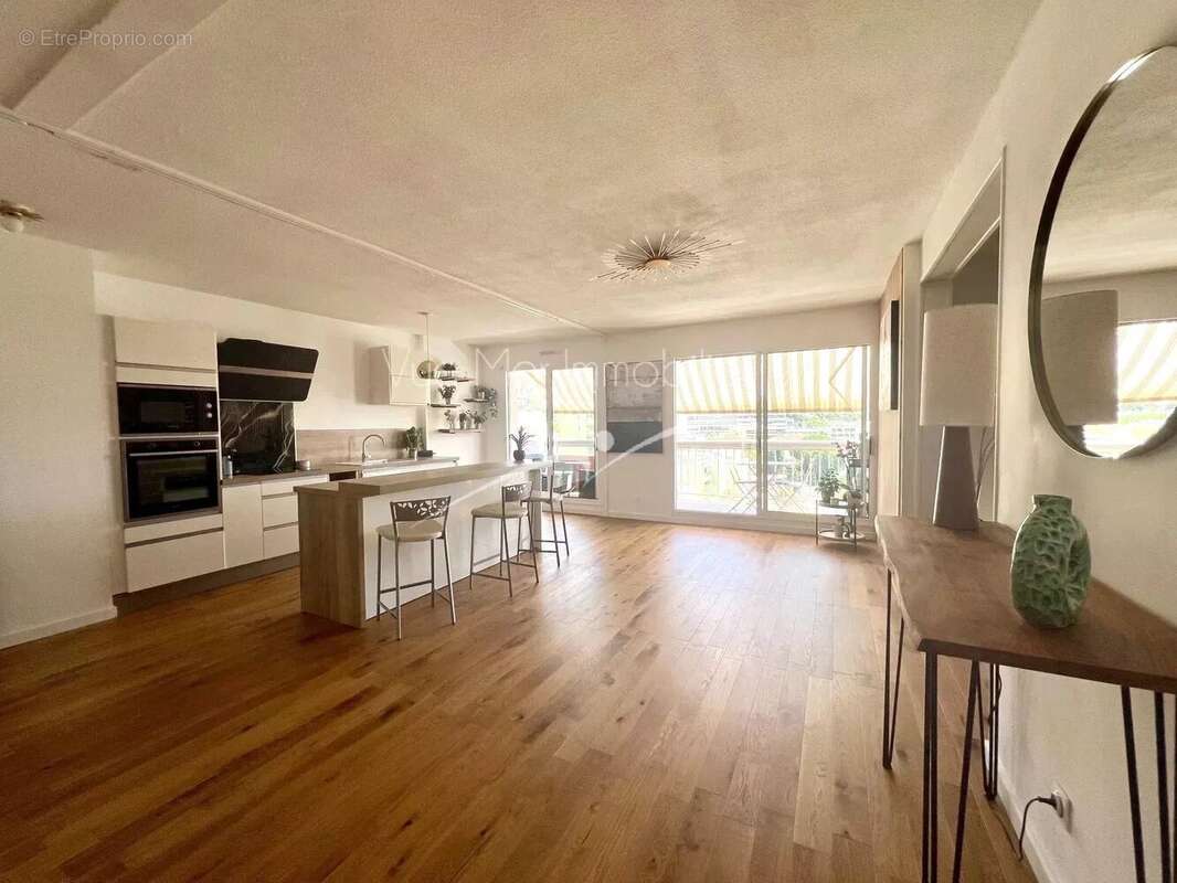 Appartement à LE LAVANDOU