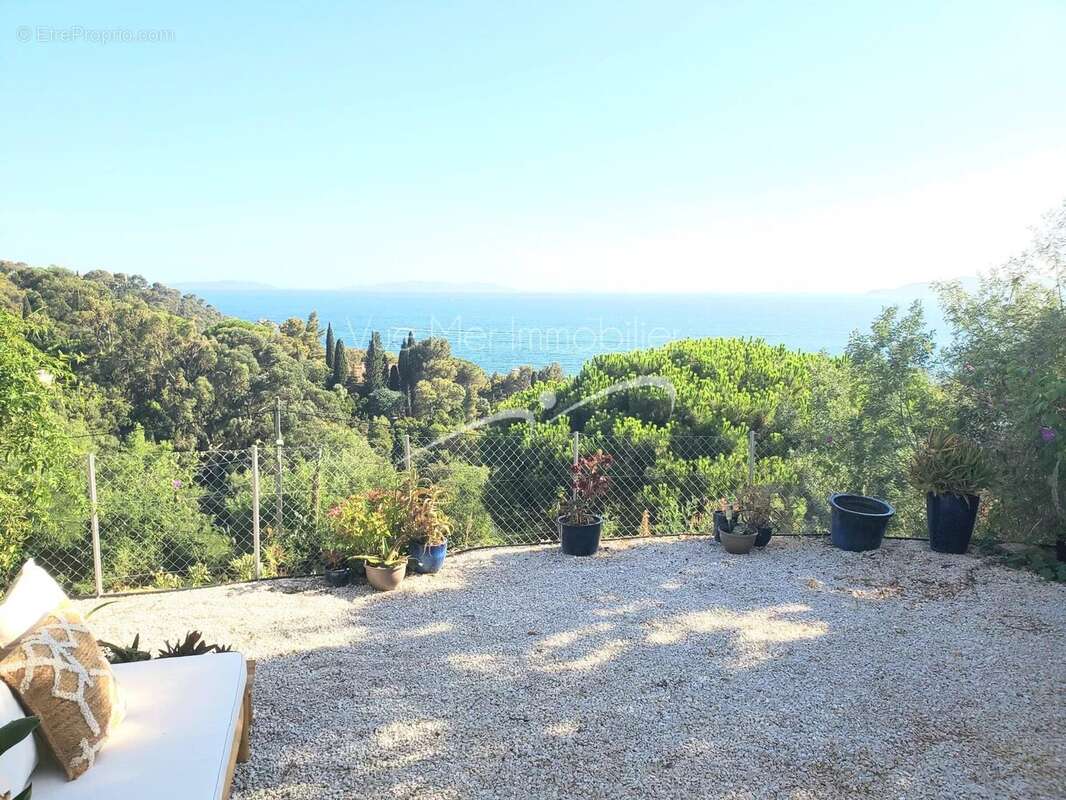 Appartement à LE LAVANDOU