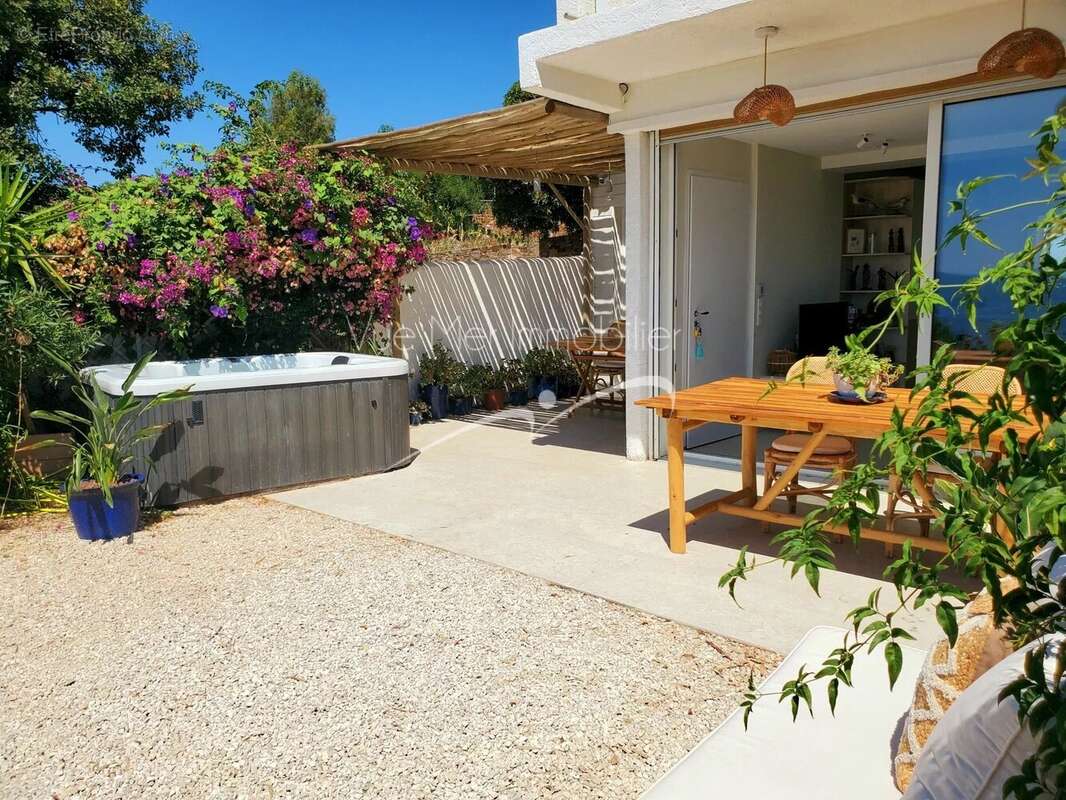 Appartement à LE LAVANDOU