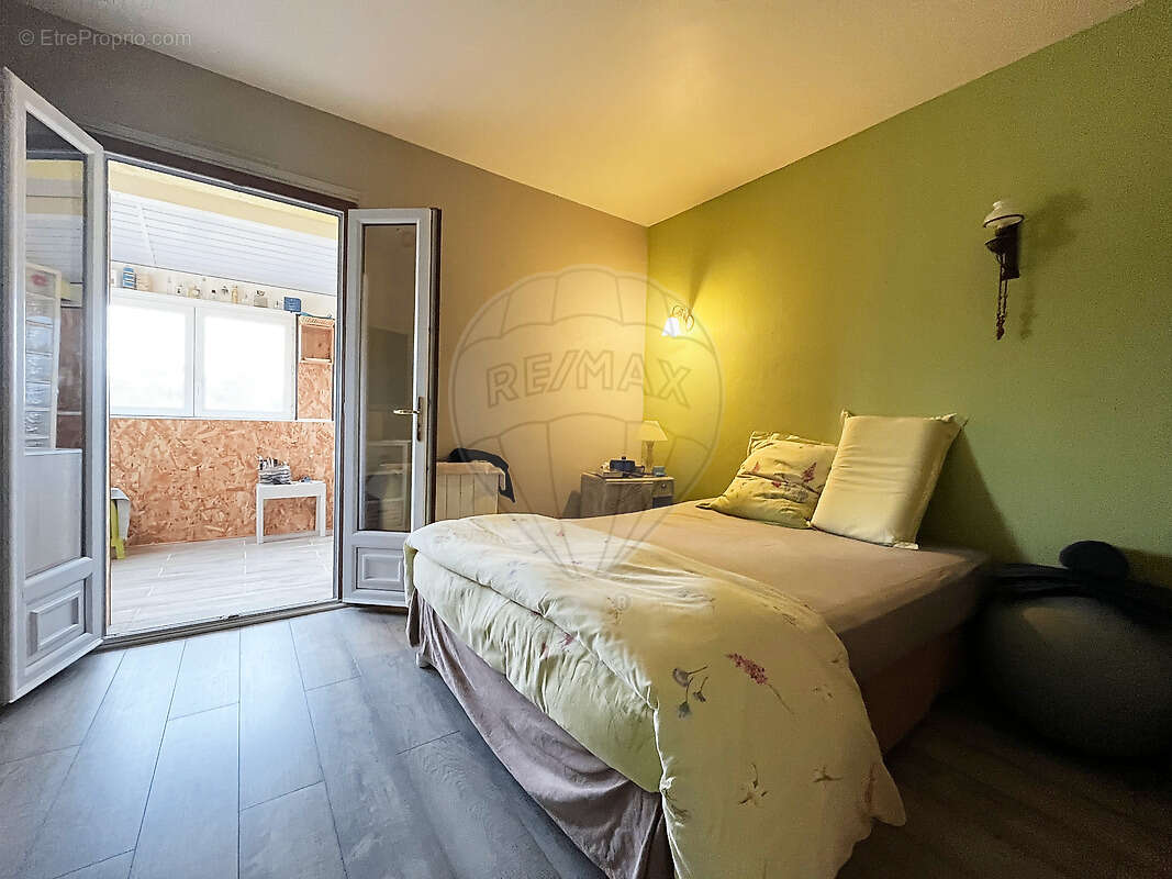 Maison à SAINT-ROMAIN-DE-BENET