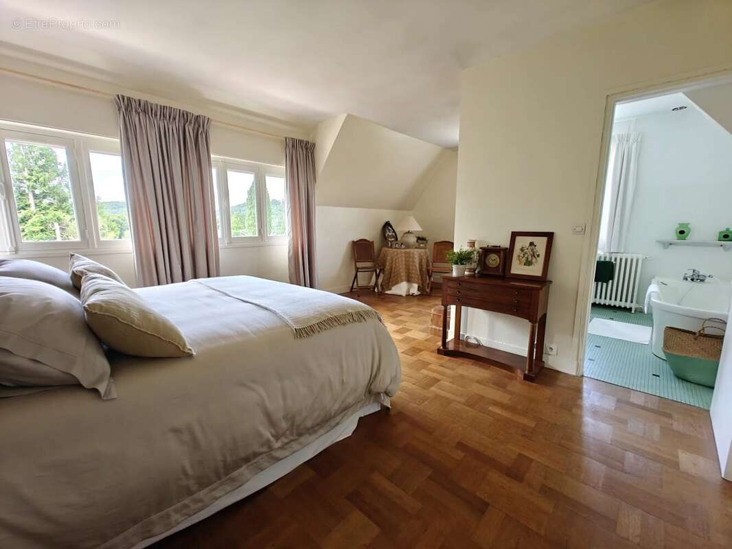 Maison à MONTFORT-SUR-RISLE