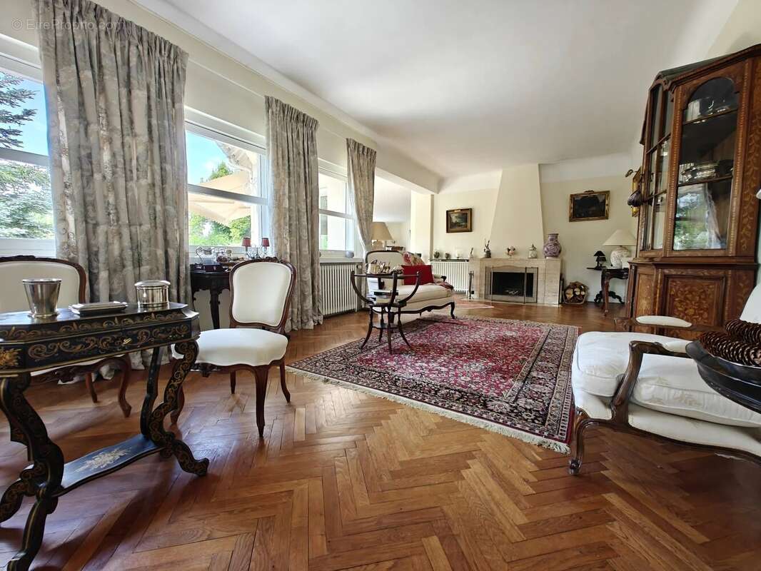 Maison à MONTFORT-SUR-RISLE