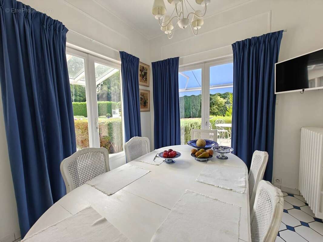 Maison à MONTFORT-SUR-RISLE