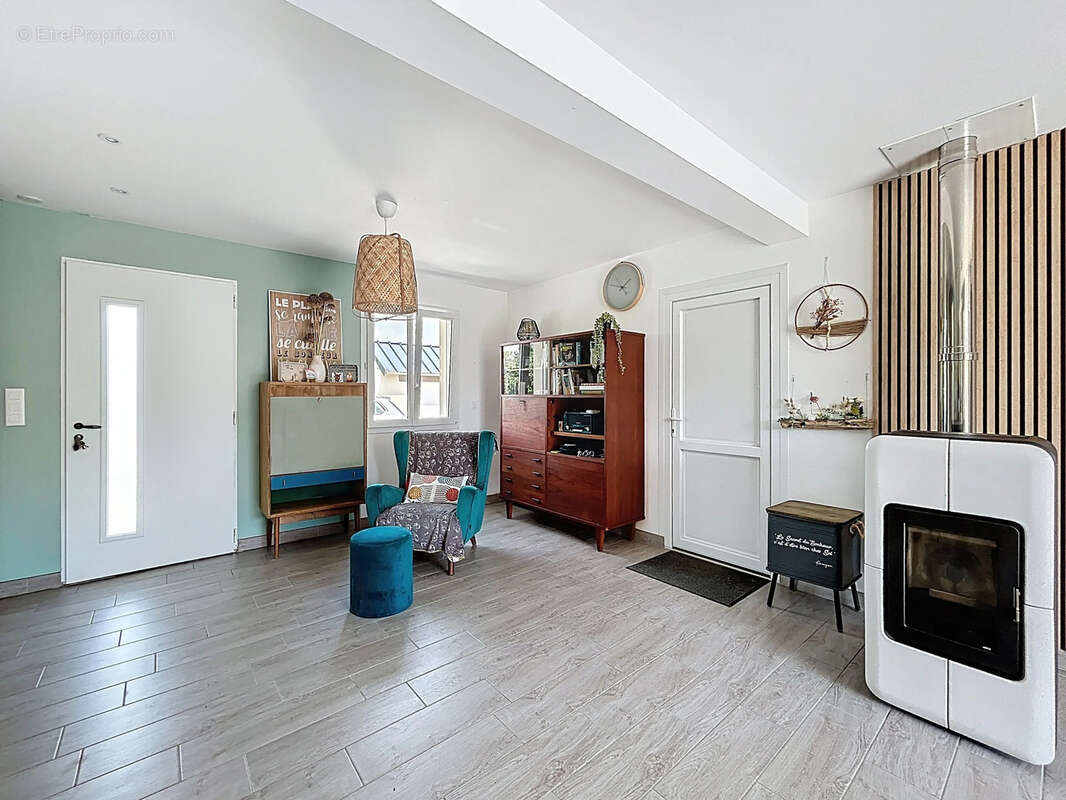 Maison à LES MOITIERS-D&#039;ALLONNE