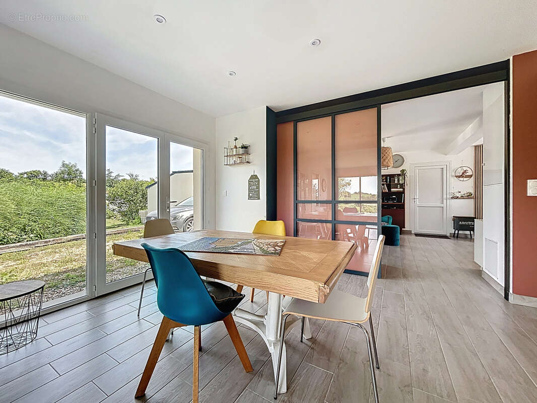 Maison à LES MOITIERS-D&#039;ALLONNE