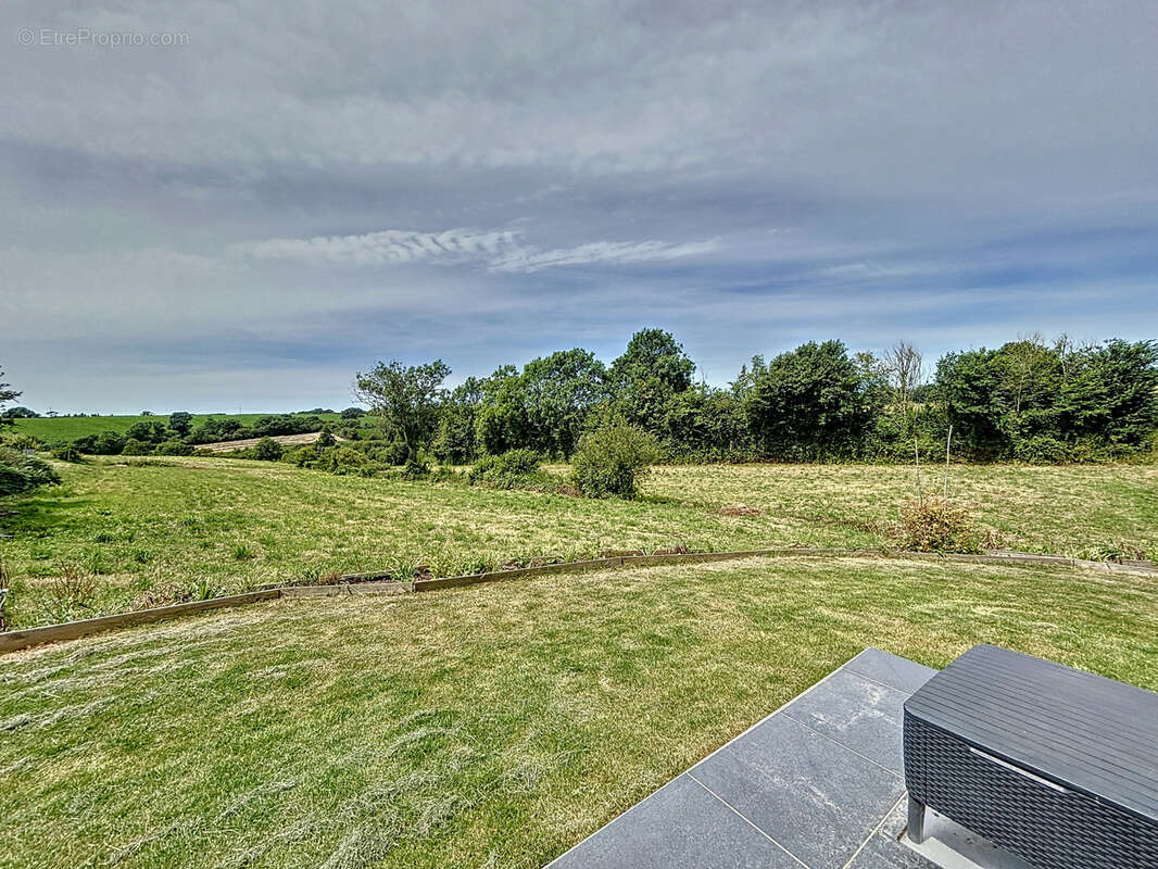 Maison à LES MOITIERS-D&#039;ALLONNE