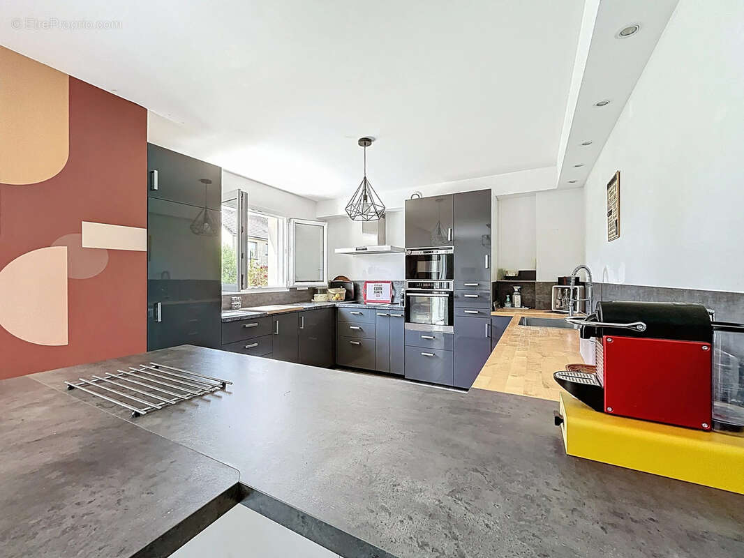 Maison à LES MOITIERS-D&#039;ALLONNE