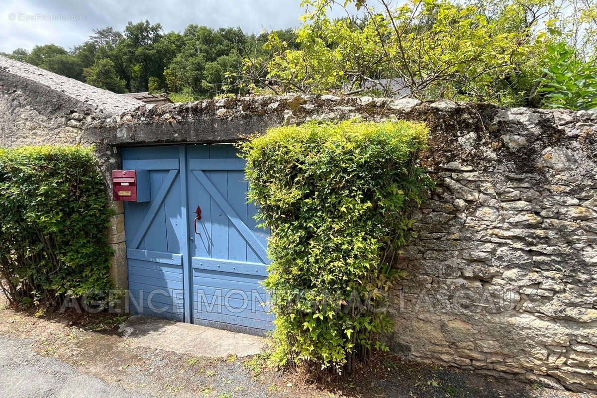 Maison à MONTIGNAC