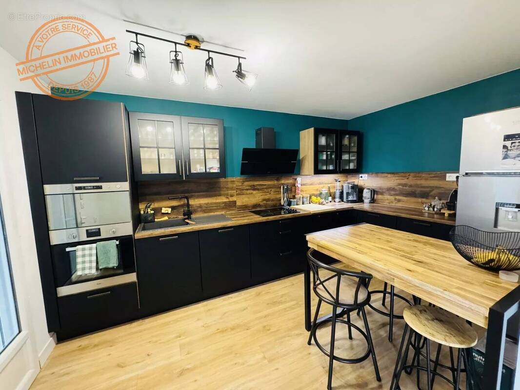 Maison à VILLETTE-D&#039;ANTHON