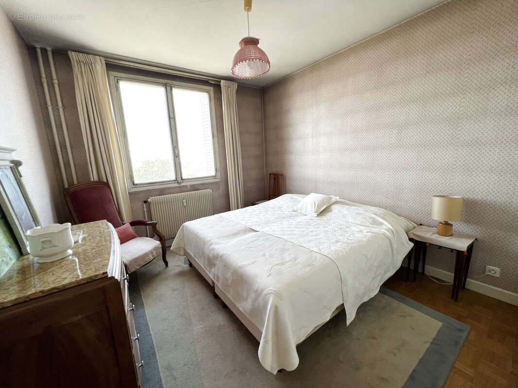 Appartement à SAINTE-SAVINE