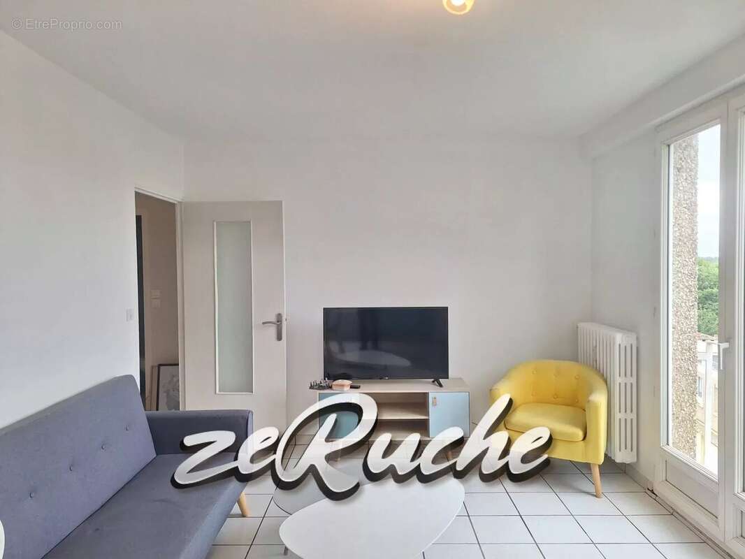 Appartement à HEROUVILLE-SAINT-CLAIR