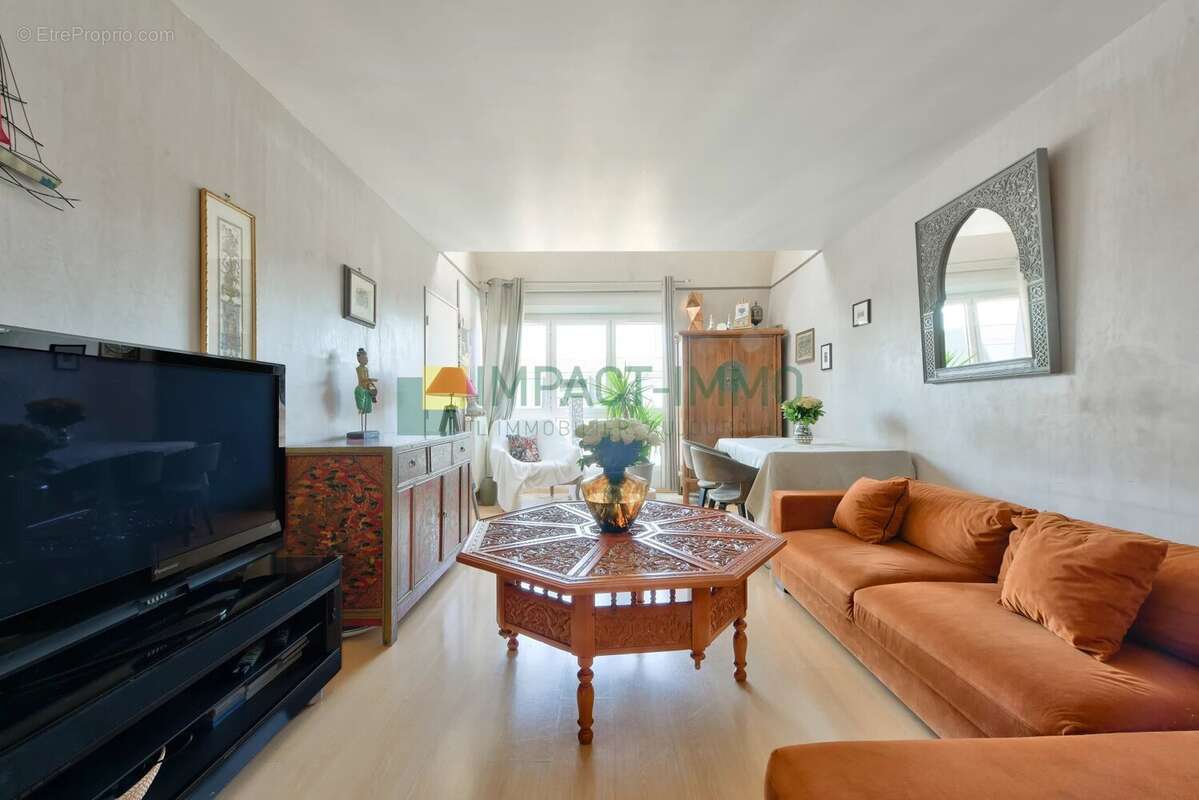 Appartement à CLICHY