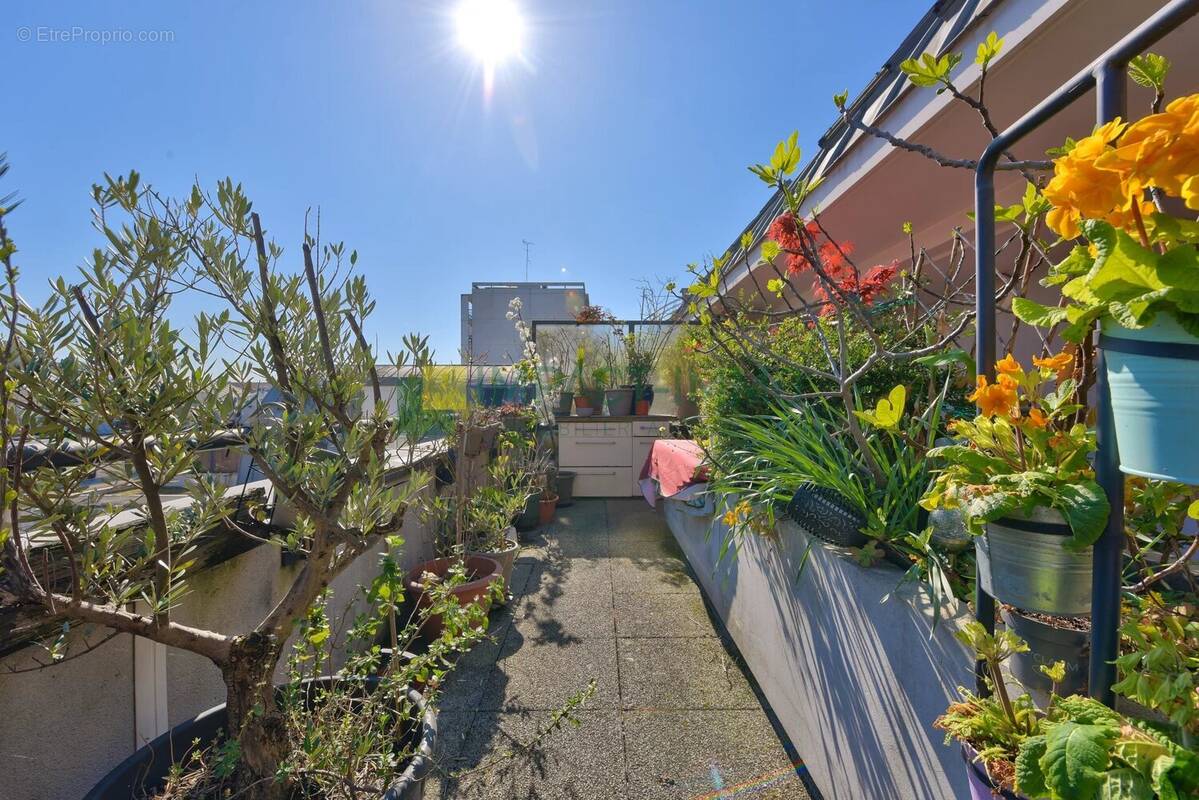 Appartement à CLICHY