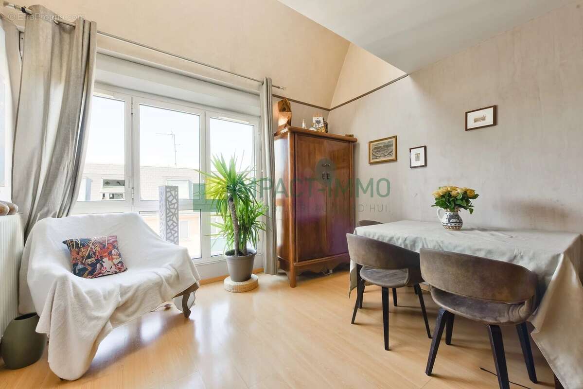 Appartement à CLICHY