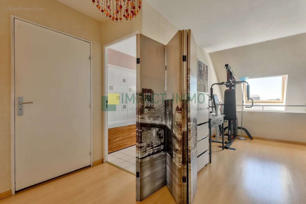 Appartement à CLICHY