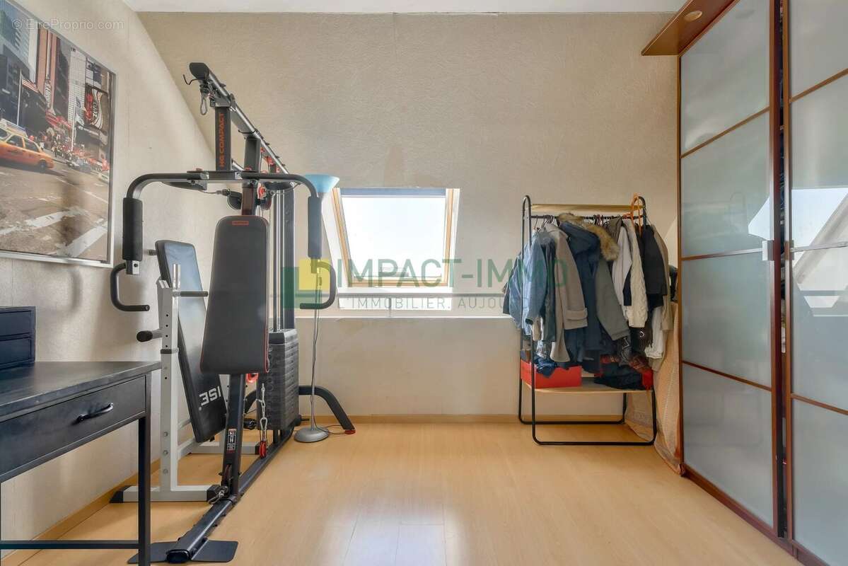 Appartement à CLICHY