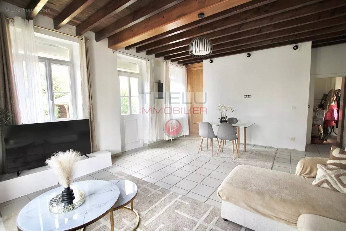 Maison à GUIGNEMICOURT