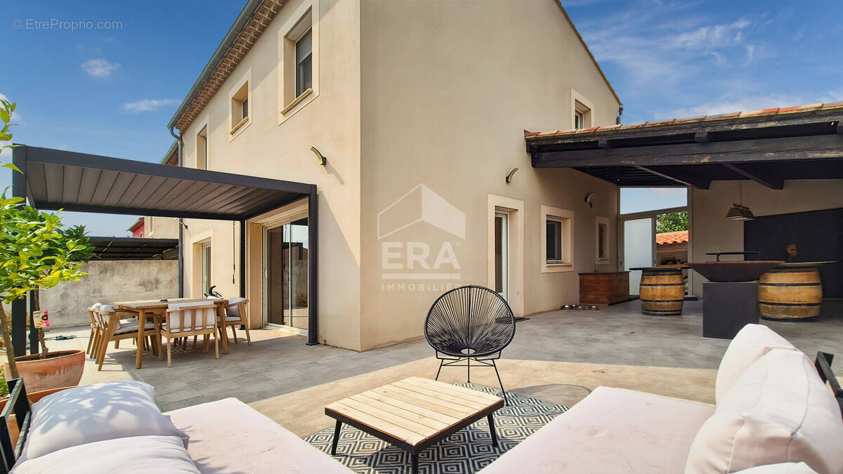 Maison à CHATEAURENARD