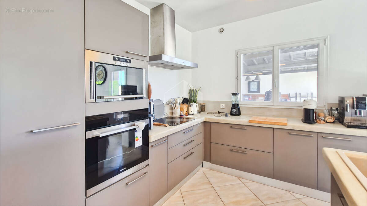 Maison à CHATEAURENARD