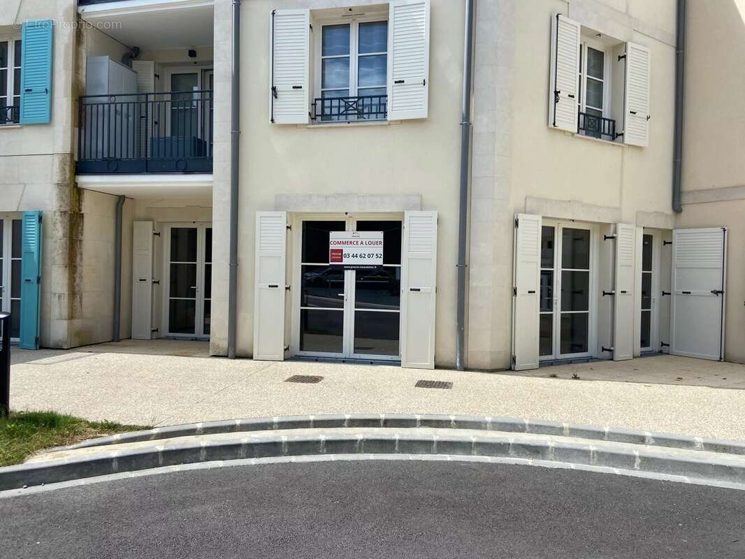 Commerce à LAMORLAYE