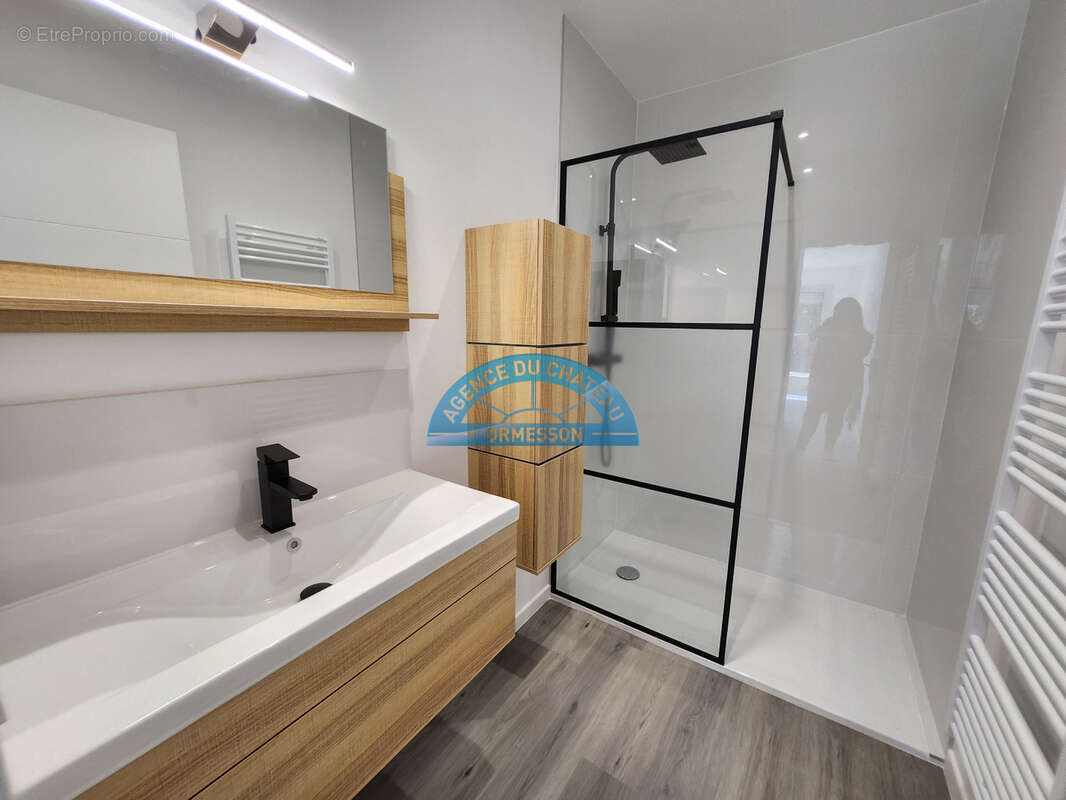 Maison à ORMESSON-SUR-MARNE