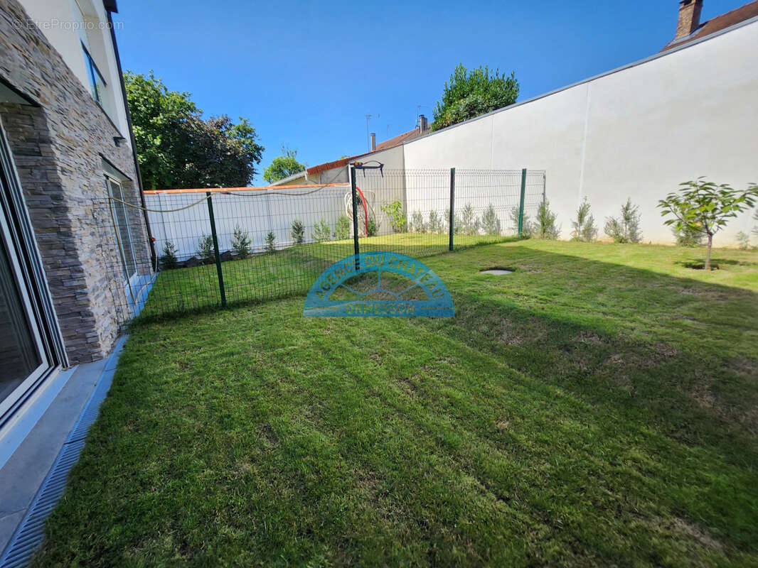 Maison à ORMESSON-SUR-MARNE