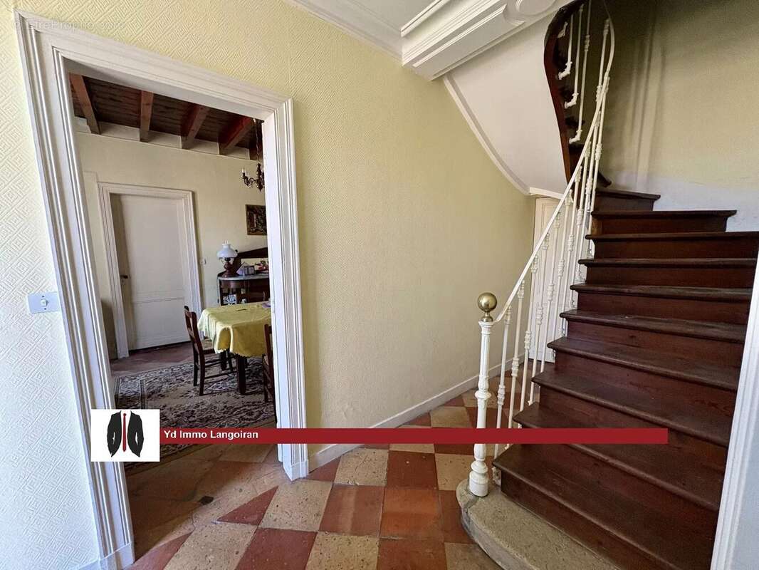 Maison à VILLENAVE-DE-RIONS