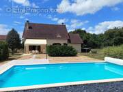 Maison à CHAMPAGNAC-DE-BELAIR