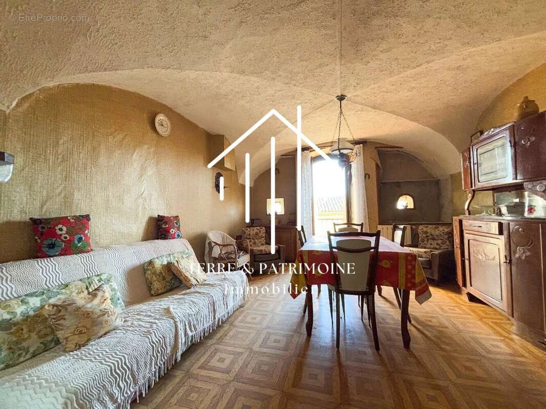 Maison à VALLON-PONT-D&#039;ARC