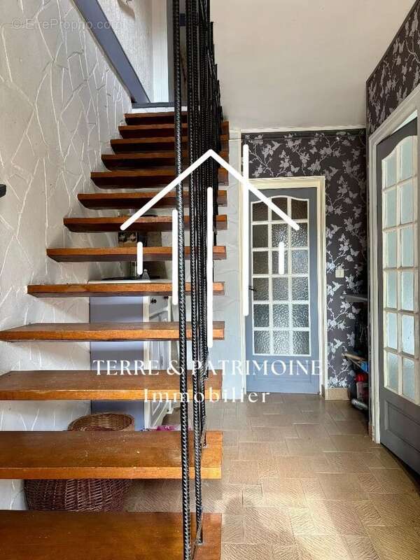 Maison à ORGNAC-L&#039;AVEN