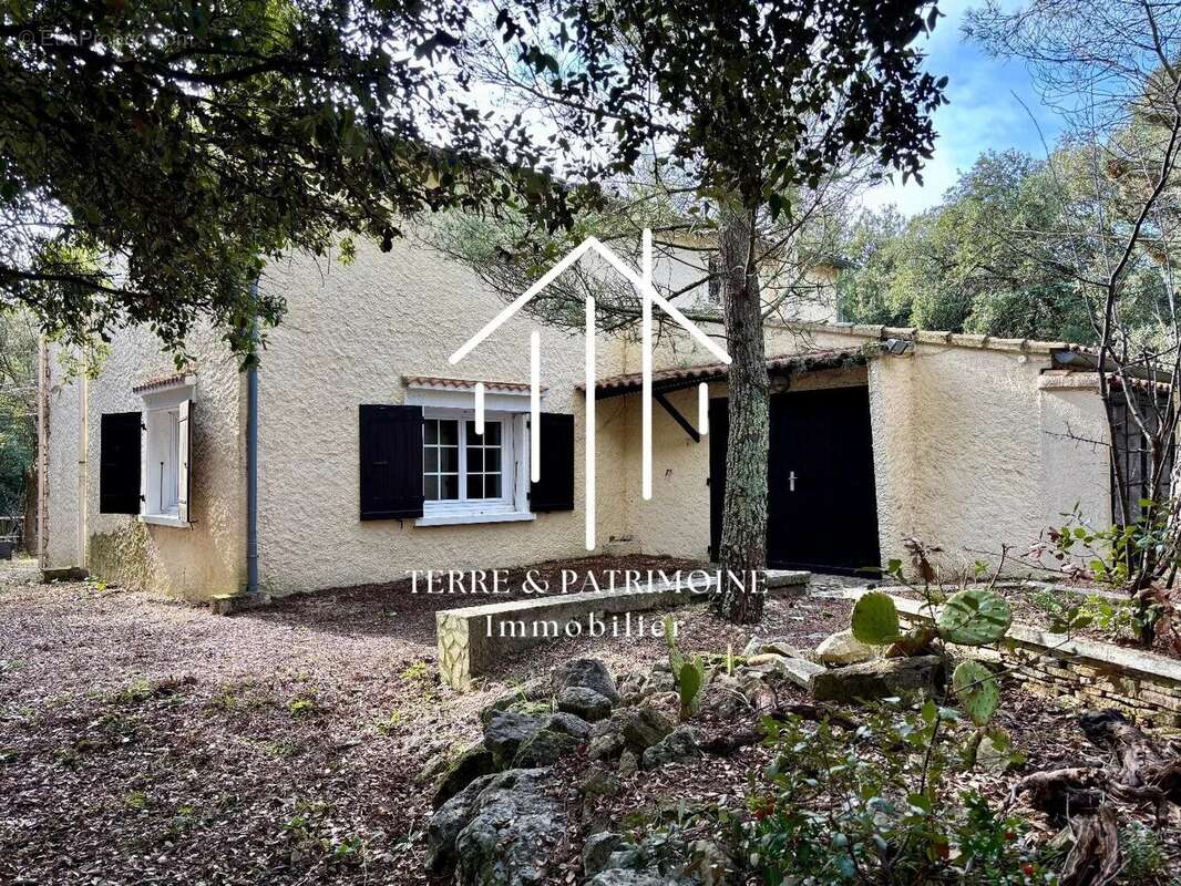 Maison à ORGNAC-L&#039;AVEN