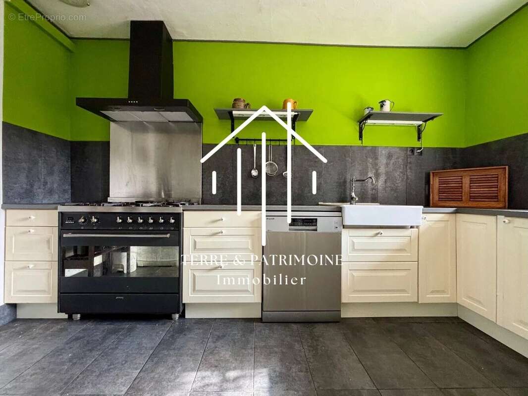 Maison à ORGNAC-L&#039;AVEN