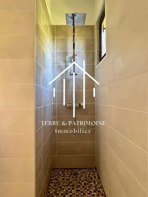 Maison à MEJANNES-LE-CLAP