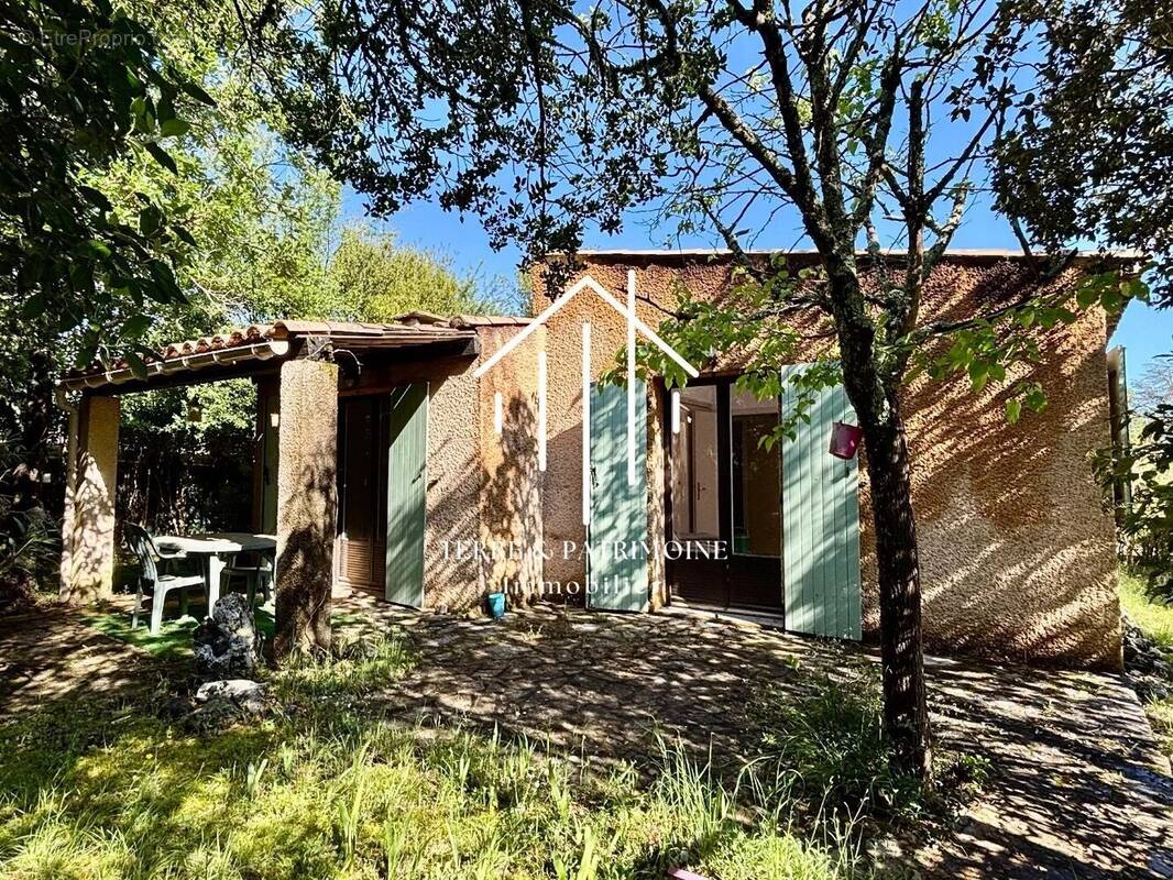 Maison à MEJANNES-LE-CLAP