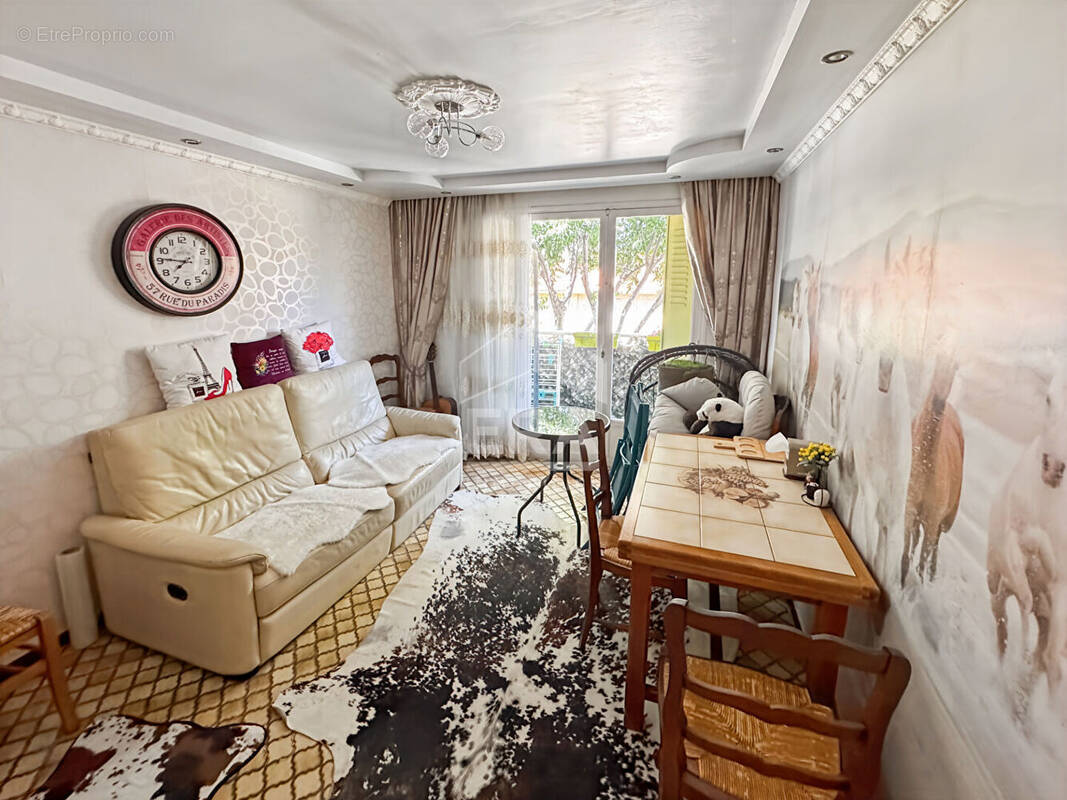 Appartement à MARSEILLE-10E