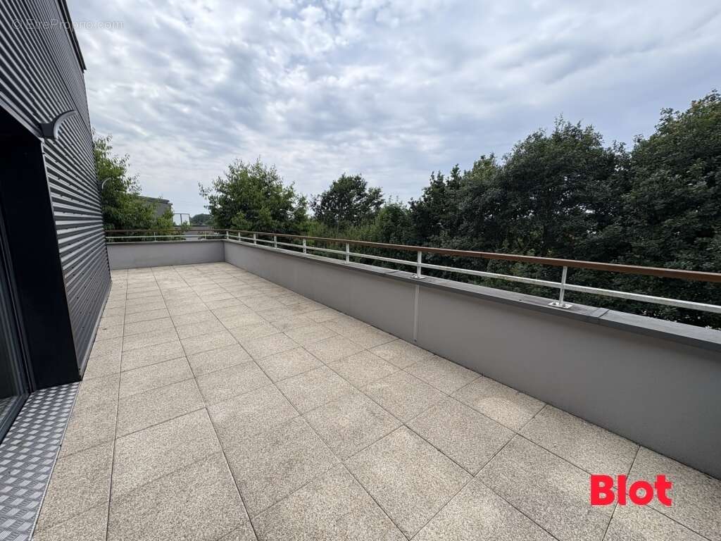 Appartement à LE RHEU