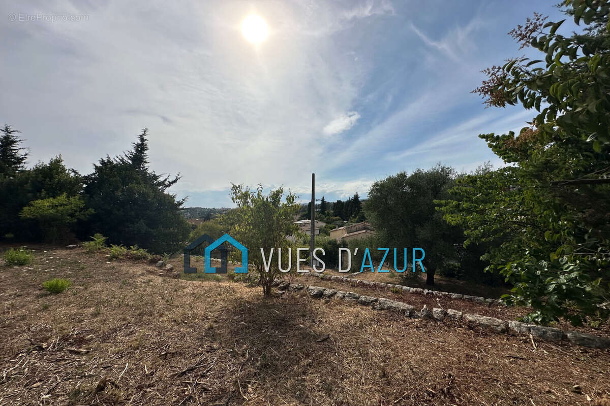 Terrain à GRASSE
