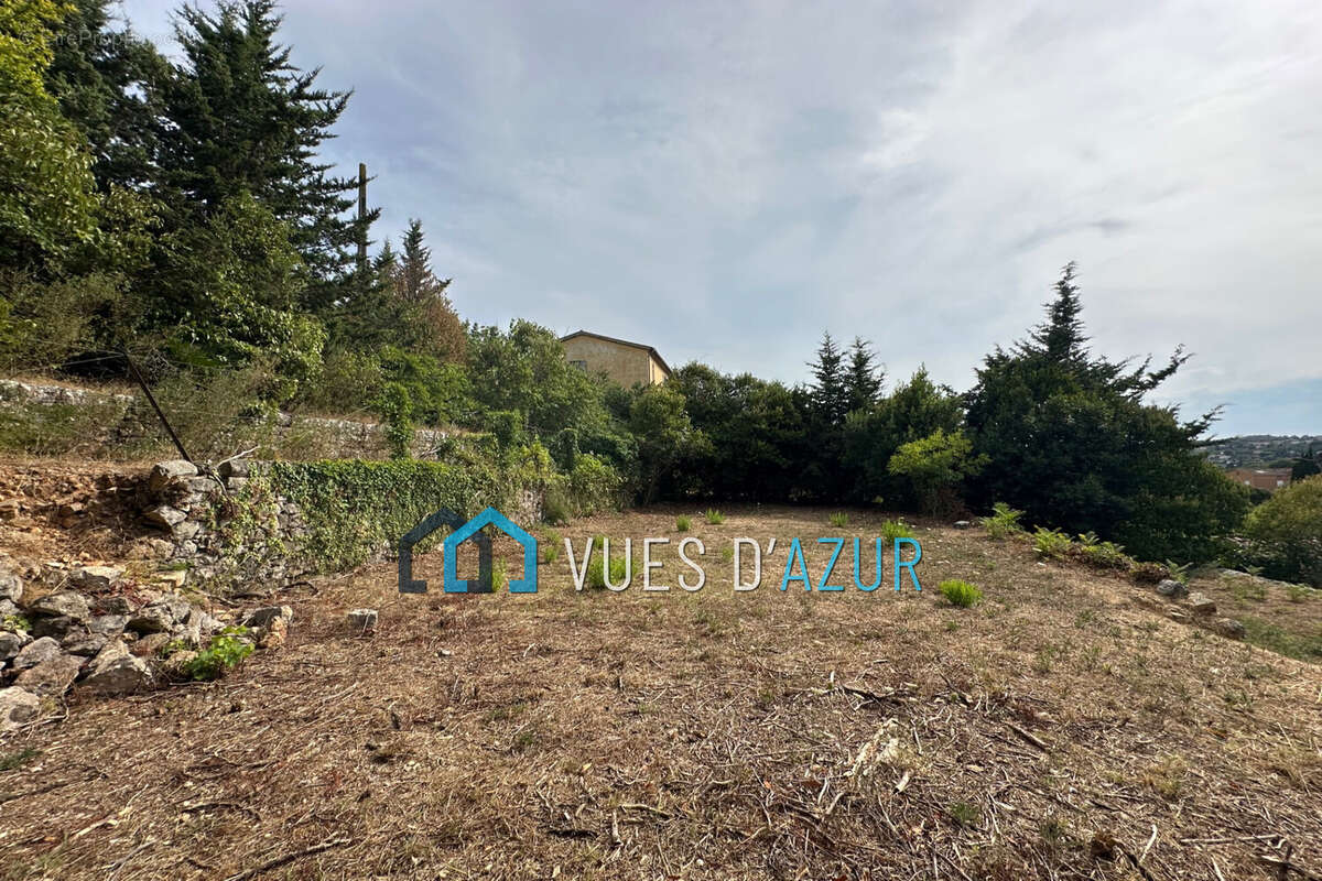 Terrain à GRASSE