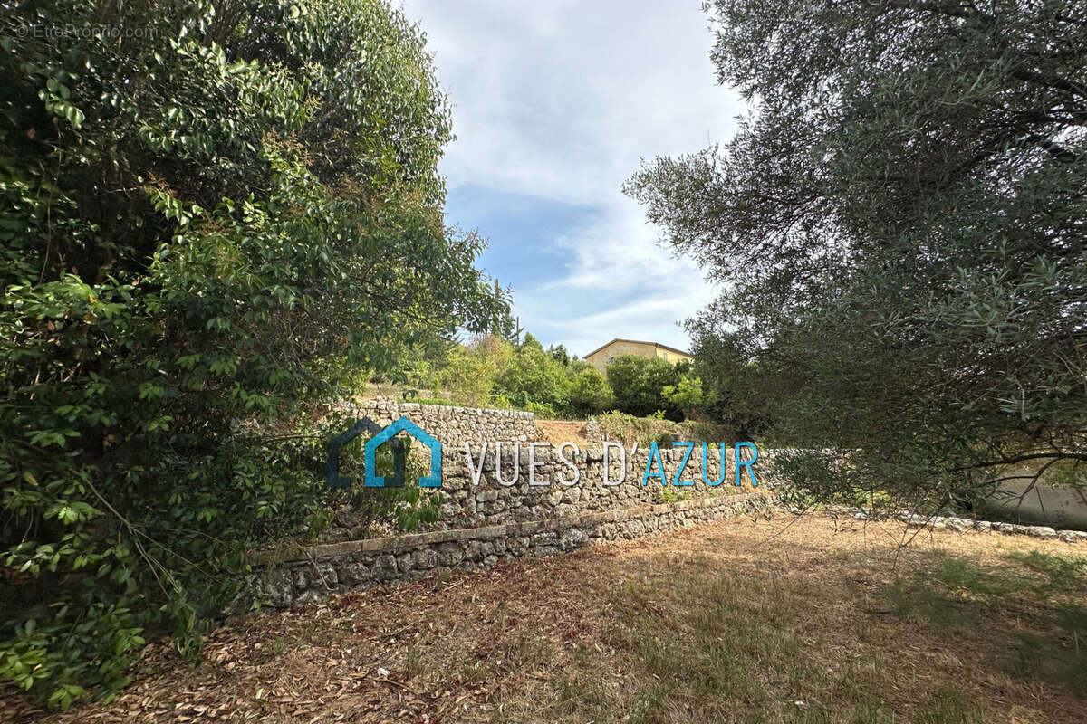 Terrain à GRASSE