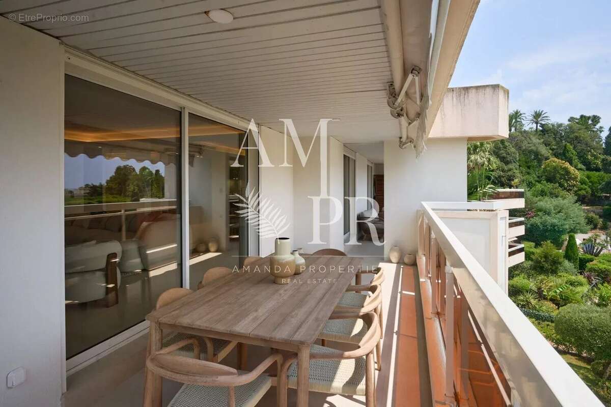 Appartement à CANNES