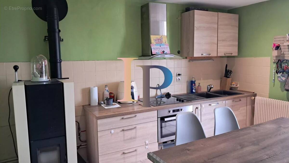 Appartement à PARAY-LE-MONIAL