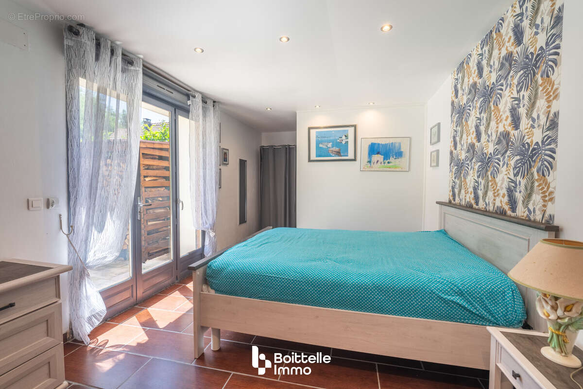 Maison à MILLY-LA-FORET