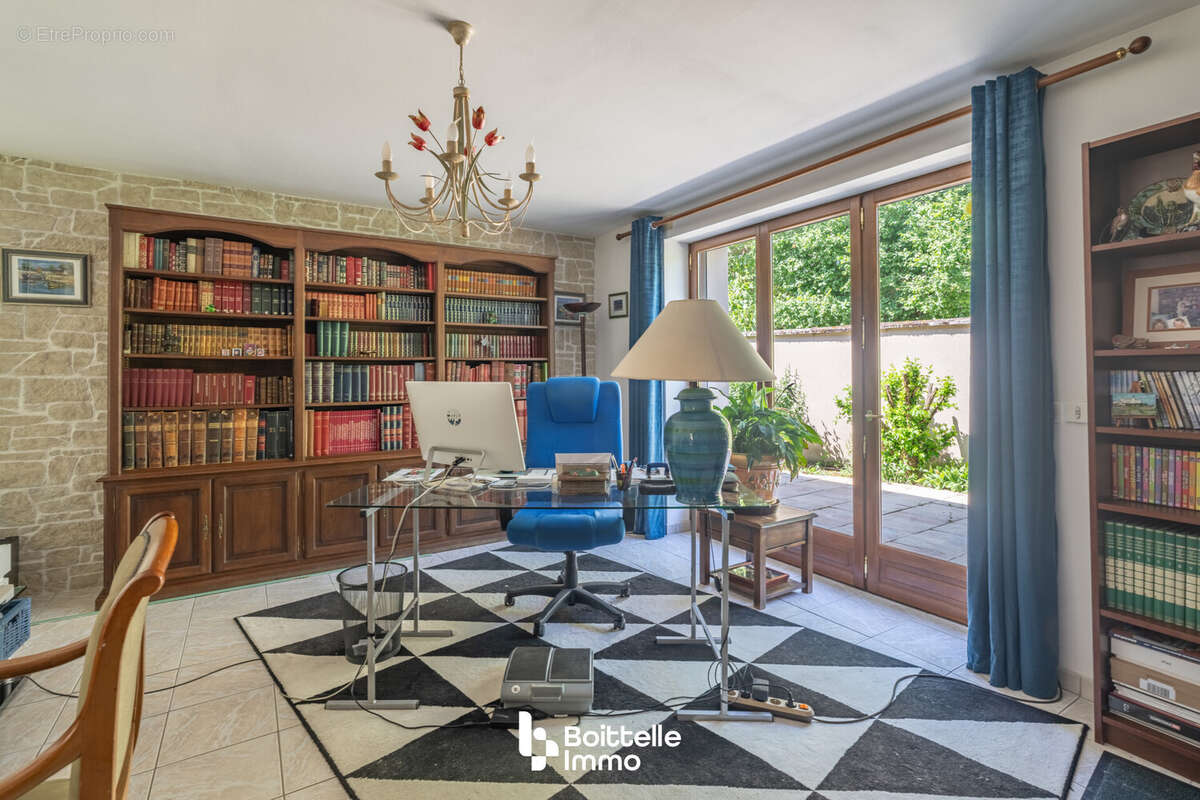 Maison à MILLY-LA-FORET