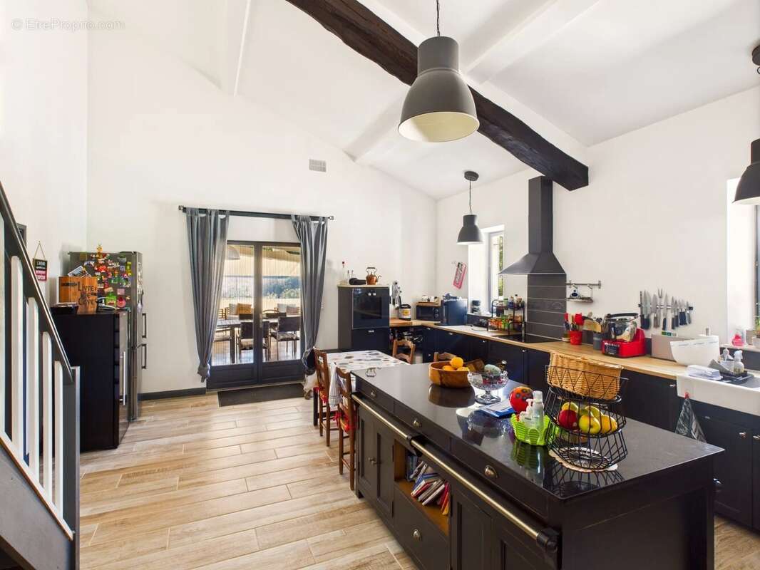 Maison à NANTEUIL-EN-VALLEE