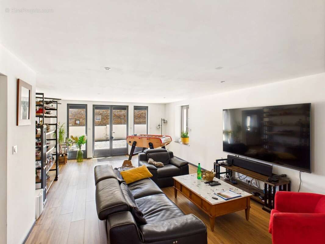 Maison à NANTEUIL-EN-VALLEE