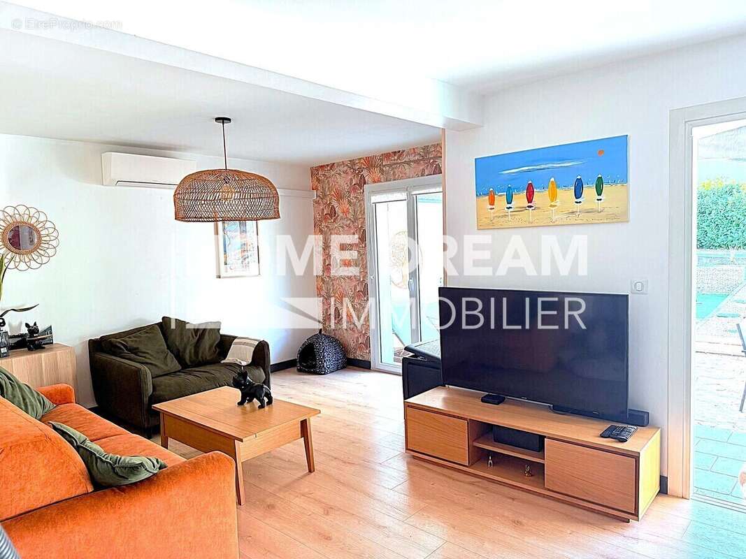 Maison à SIX-FOURS-LES-PLAGES