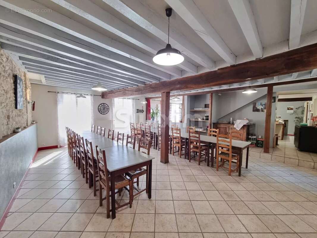 Maison à ASNIERES-SOUS-BOIS