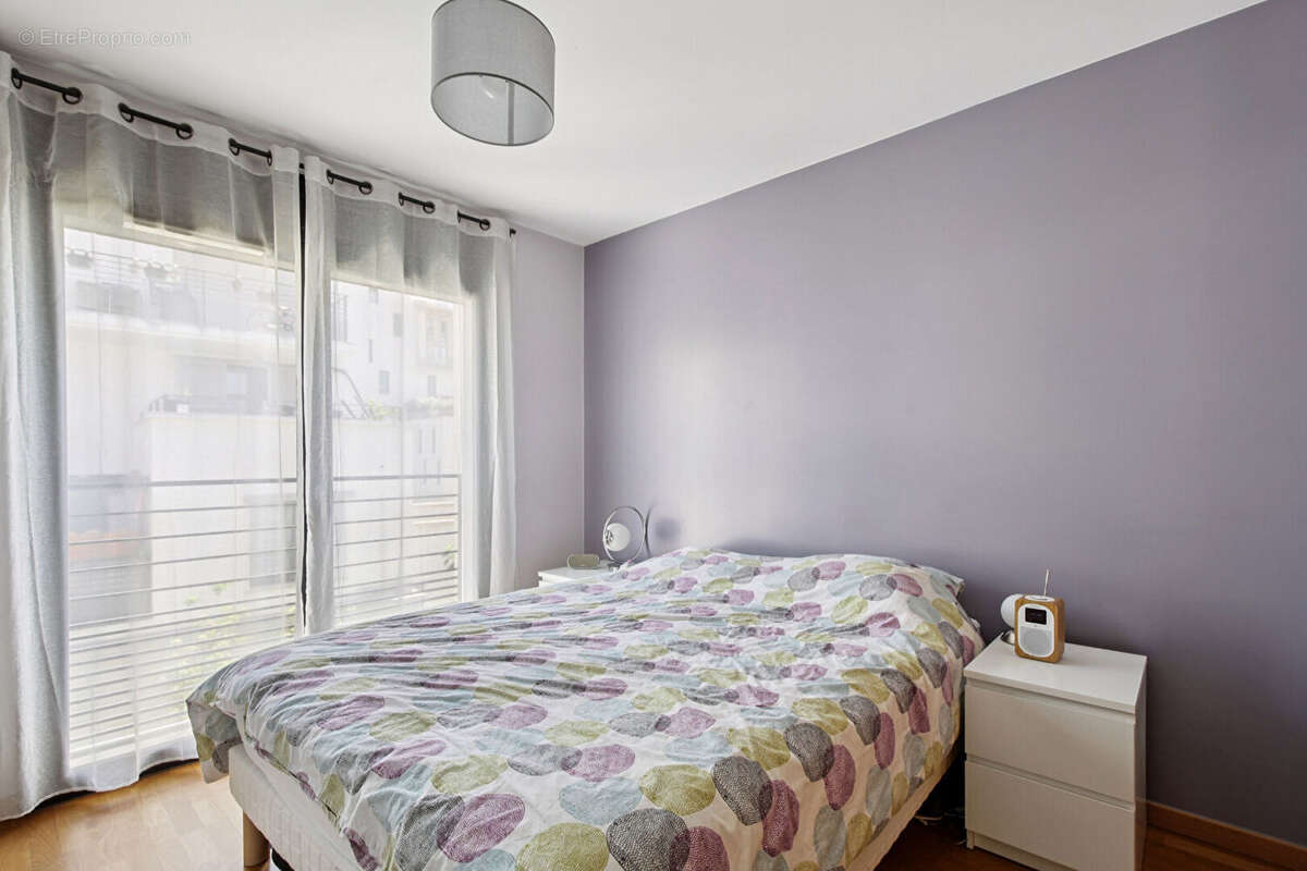 Appartement à NANTERRE