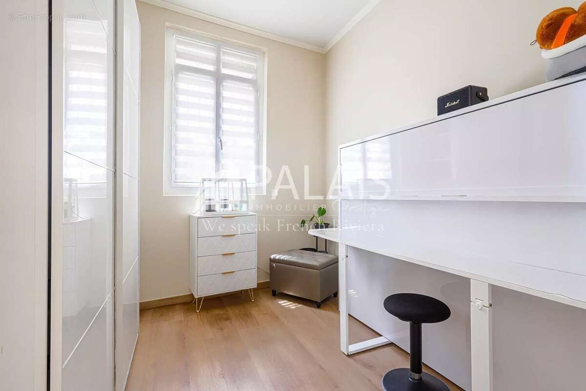 Appartement à BEAULIEU-SUR-MER