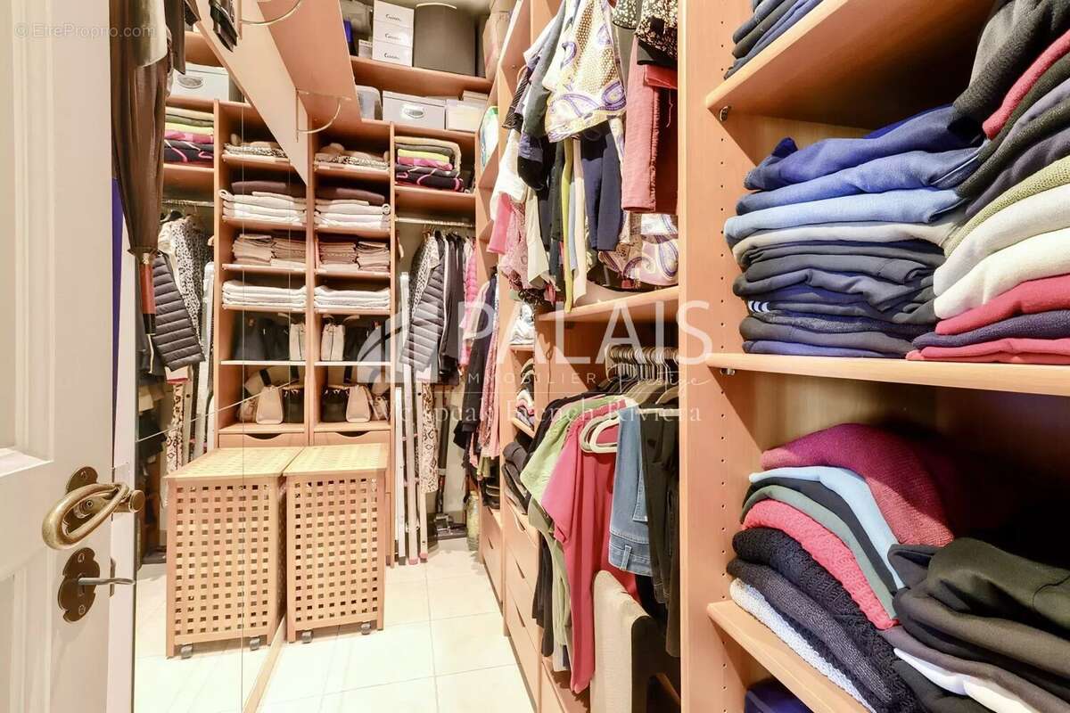 Appartement à BEAULIEU-SUR-MER